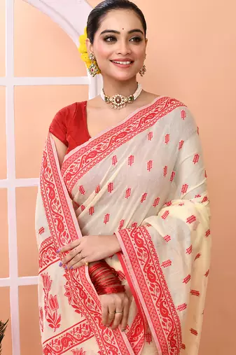 Cream festive wear semi silk blend jamdani saree with running blouse