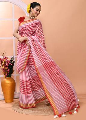 Red white check daily wear handloom cotton blend saree without blouse 3