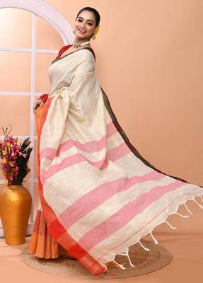Beige daily wear handloom cotton blend saree with running blouse 3