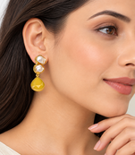 freshwater pearls jewellery baroque pearl & yellow chalcedony teardrop gold-toned drop earrings