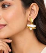 freshwater pearls jewellery baroque pearl drop earrings with gold-tone crescent stud