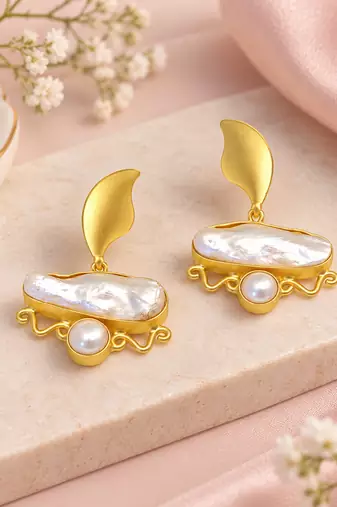 freshwater pearls jewellery baroque pearl drop earrings with gold-tone crescent stud