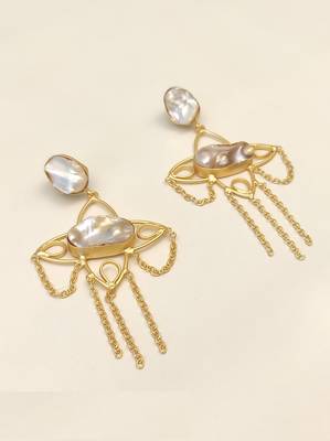 freshwater pearls jewellery mother of pearl gold-toned chandelier drop earrings with chain tassel 4