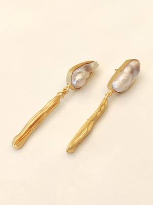 Certified natural freshwater pearls jewellery baroque pearl drop earrings with gold-toned wavy bar pendant 4