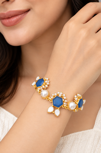 Certified natural freshwater pearls jewellery gold-toned blue hexagon stone & pearl chain bracelet