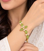 Certified natural freshwater pearls jewellery green stone & pearl gold-tone floral link bracelet for women