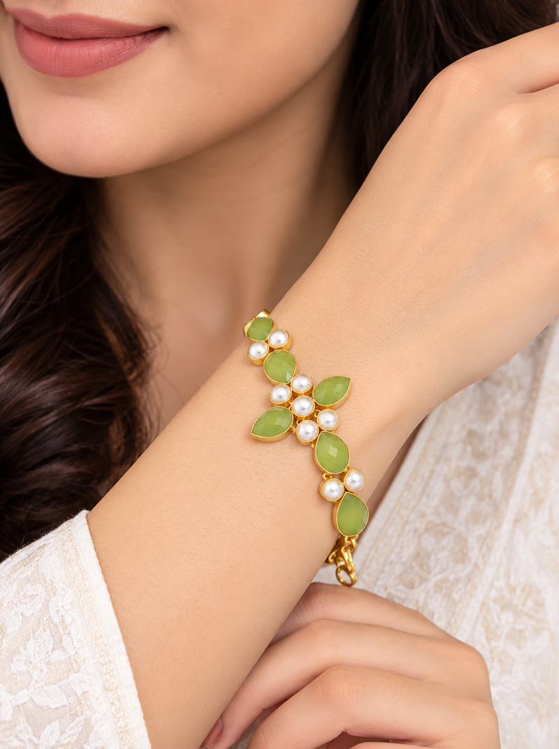Certified natural freshwater pearls jewellery green stone & pearl gold-tone floral link bracelet for women
