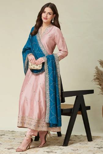 Pink embroidered vichitra silk kurti with pant and duppata set