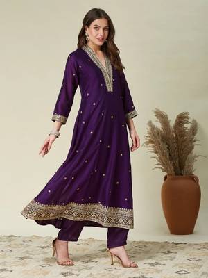 Purple embroidered vichitra silk kurti with pant and duppata set 3