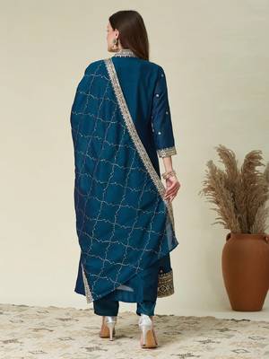 Teal embroidered vichitra silk kurti with pant and duppata set 4