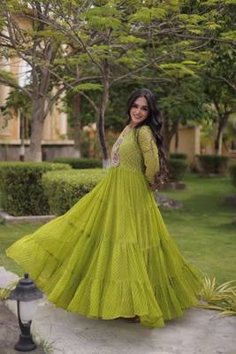 Lime georgette readymade navratri anarkali suit with laheriya & patchwork 3