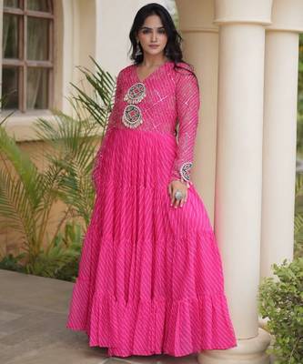 Pink georgette readymade navratri anarkali suit with laheriya & patchwork 4