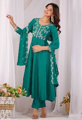 Rama embroidered vichitra  silk kurti with pant and duppata set 3