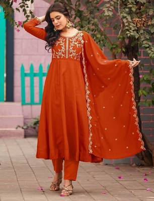 Orange embroidered vichitra  silk kurti with pant and duppata set 4