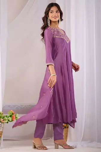 Lavender embroidered vichitra  silk kurti with pant and duppata set