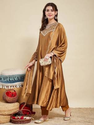Brown embroidered vichitra  silk kurti with pant and duppata set 3