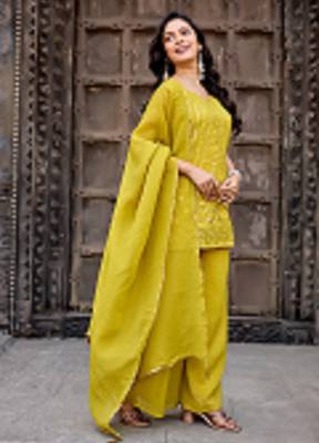 Yellow embroidered crunchy silk kurti with plazzo and duppata set 4