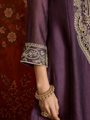 Women purple pure silk embroidered kurta set 5