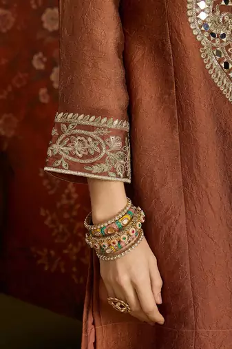 Women rust pure silk embroidered kurta set
