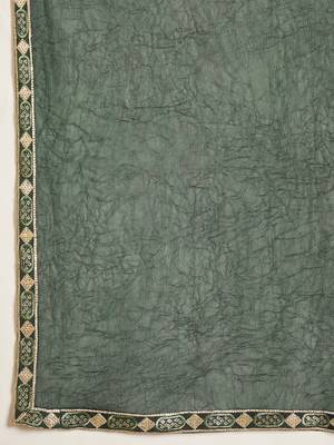 Women green pure silk embroidered kurta set 3