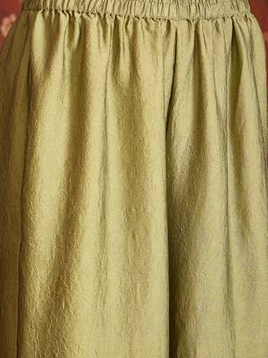 Women green pure silk embroidered kurta set 4