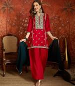 Women fuchsia vichitra silk embroidered kurta set