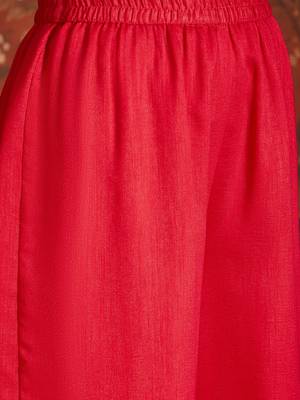 Women fuchsia vichitra silk embroidered kurta set 3