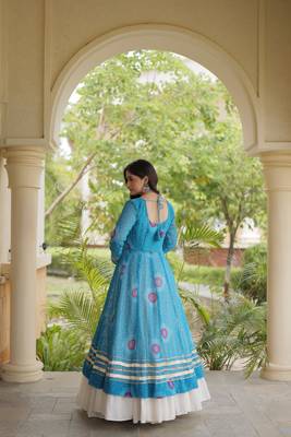 Bandhani Print Faux Georgette Kurti with Kora Cotton Lehenga - Full Stitched free size 2