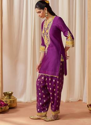 Deep purple kurta with salwar and dupatta 3