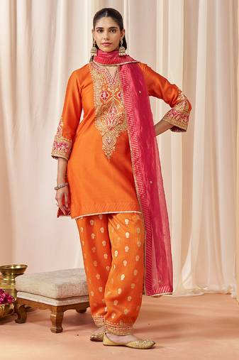 Burnt orange kurta with salwar and dupatta