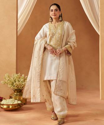 Daisy ivory kurta with salwar and dupatta 1
