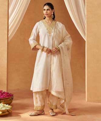Daisy ivory chauga with salwar and dupatta 1