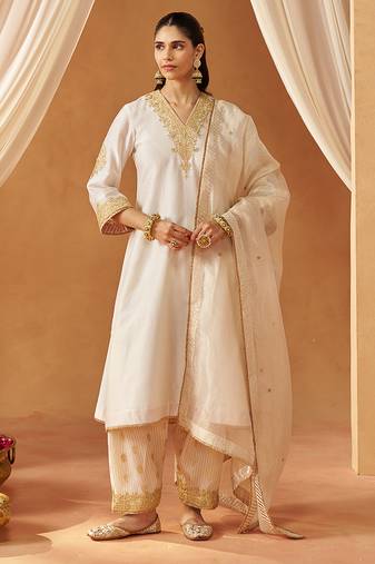 Daisy ivory chauga with salwar and dupatta