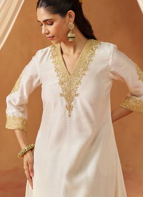 Daisy ivory chauga with salwar and dupatta 2