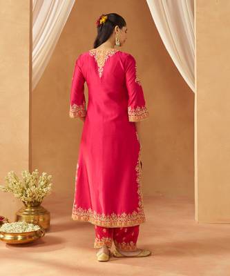 Hot pink kurta with salwar and dupatta 5