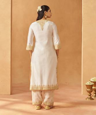 Daisy ivory kurta with salwar and dupatta 2