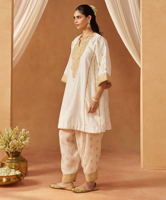 Daisy ivory kalidaar chauga with salwar and dupatta 3