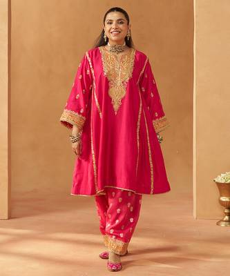 Hot pink kalidaar chauga with salwar with dupatta 2