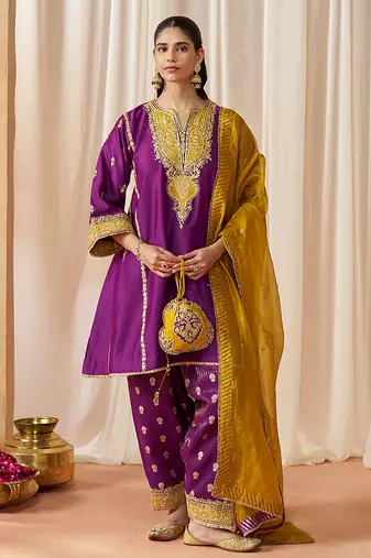 Deep purple kalidaar chauga with salwar with dupatta