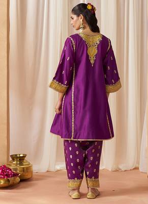 Deep purple kalidaar chauga with salwar with dupatta 5