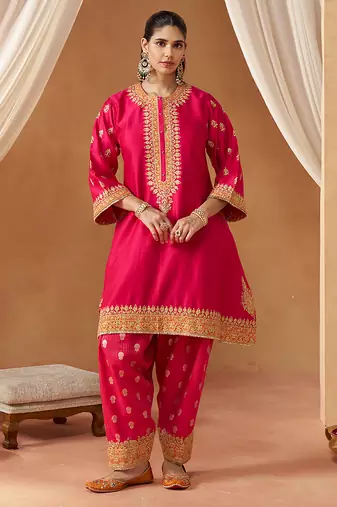 Hot pink kaaftan with salwar with dupatta