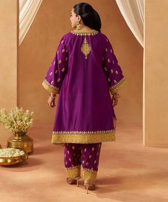Deep purple kaaftan with salwar with dupatta 5