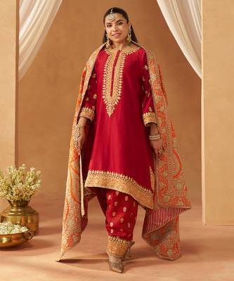Deep red kaaftan with salwar with dupatta 1