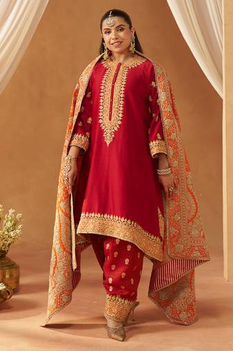 Deep red kaaftan with salwar with dupatta