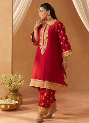 Deep red kaaftan with salwar with dupatta 3