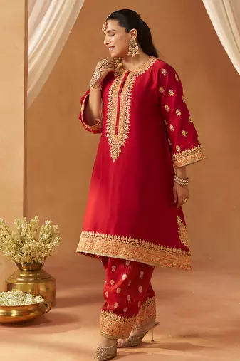 Deep red kaaftan with salwar with dupatta