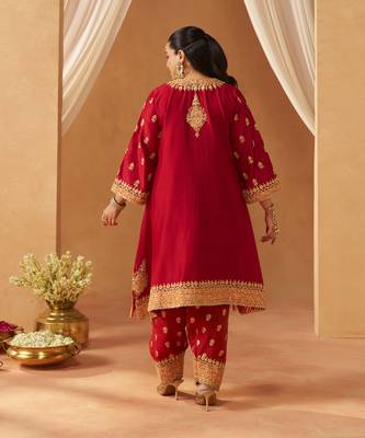 Deep red kaaftan with salwar with dupatta 5