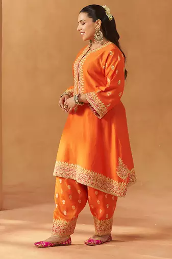 Burnt orange kaaftan with salwar with dupatta