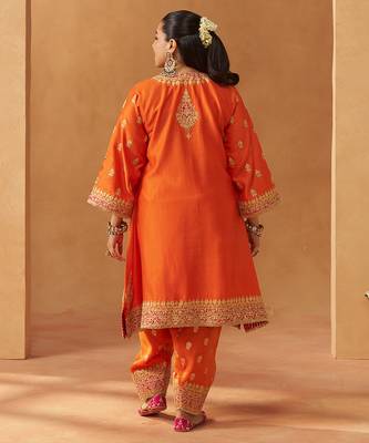 Burnt orange kaaftan with salwar with dupatta 5