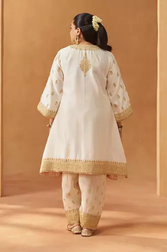 Daisy ivory kaaftan with salwar with dupatta